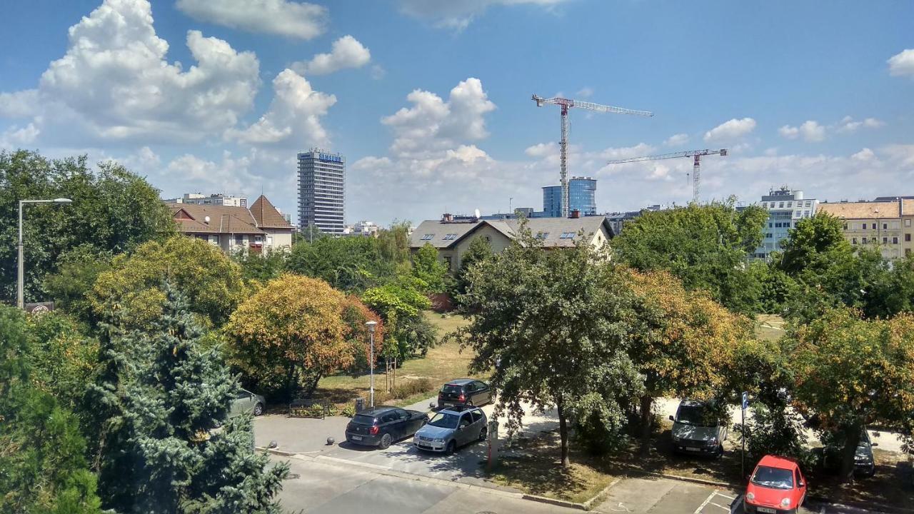 White Almond Apartment Budapest Exteriör bild